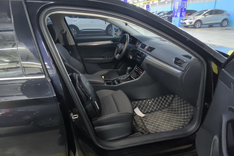Used Skoda Superb 2024 TSI280 DSG Luxury Edition Right Front Seat