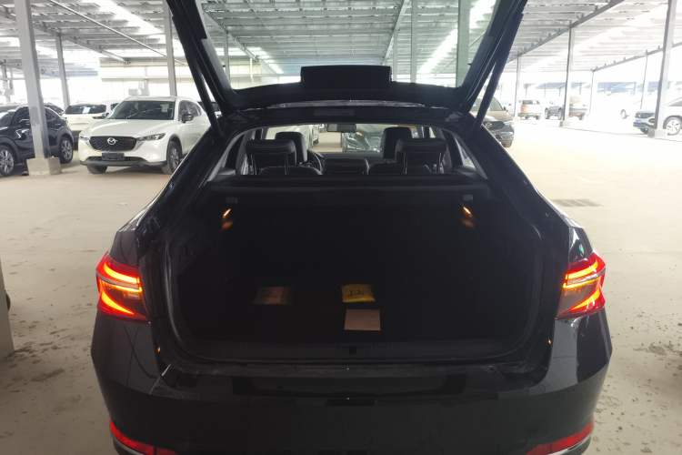 Used Skoda Superb 2024 TSI280 DSG Luxury Edition Trunk
