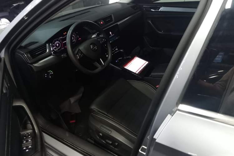 Used Skoda Superb 2024 TSI280 DSG Luxury Edition Left Front Seat