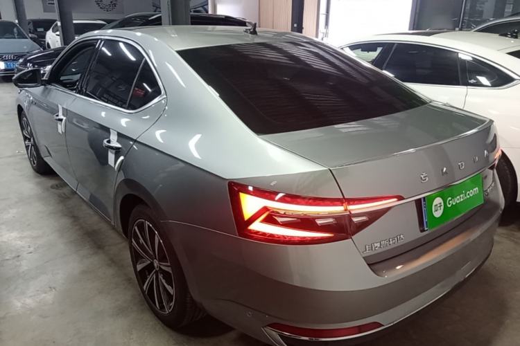 Used Skoda Superb 2024 TSI280 DSG Luxury Edition Rear Left 45 Deg