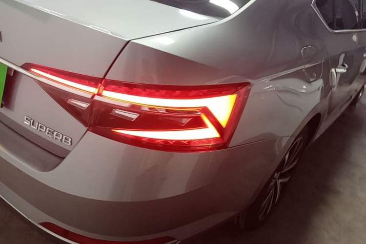 Used Skoda Superb 2024 TSI280 DSG Luxury Edition Right Rear Taillight