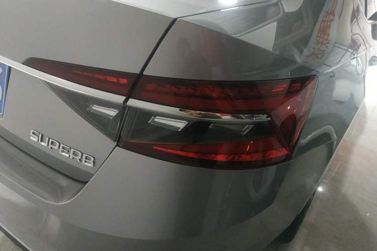 Used Skoda Superb 2024 TSI280 DSG Luxury Edition Exterior 3