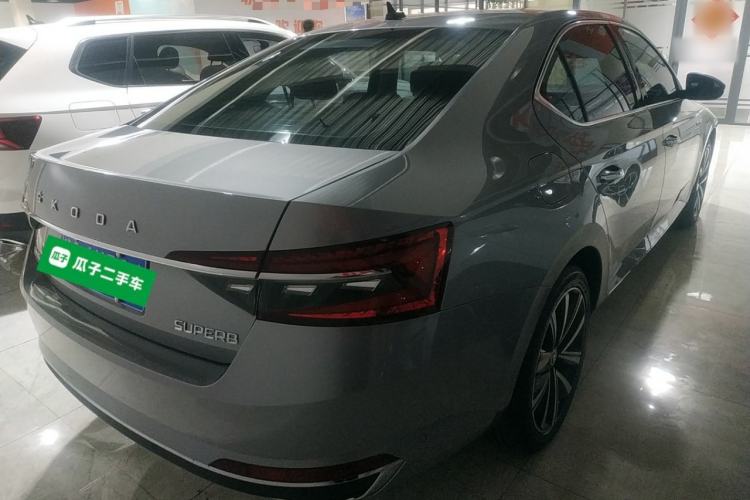 Used Skoda Superb 2024 TSI280 DSG Luxury Edition Rear Right 45 Deg