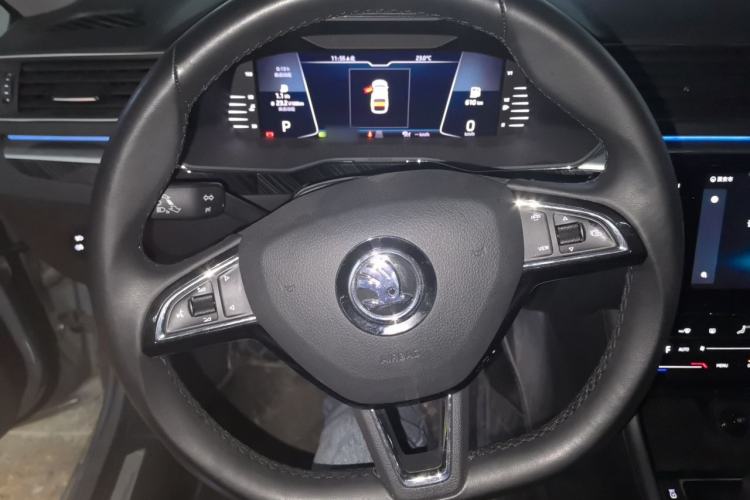 Used Skoda Superb 2024 TSI330 DSG Luxury Edition Steering Wheel
