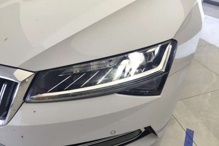 Used Skoda Superb 2024 TSI280 DSG Luxury Edition Left Front Headlight