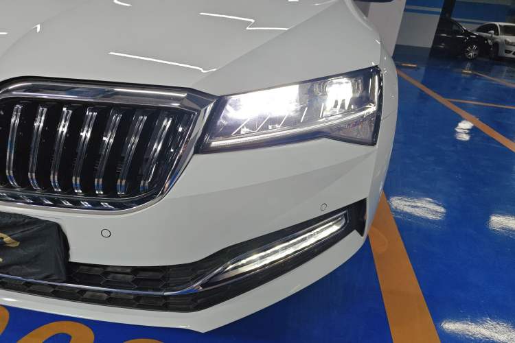 Used Skoda Superb 2024 TSI280 DSG Luxury Edition Left Front Headlight