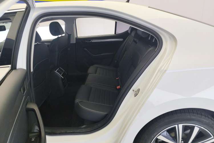 Used Skoda Superb 2024 TSI280 DSG Luxury Edition Left Rear Seat