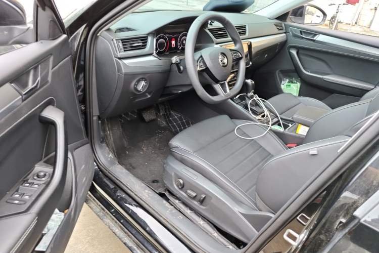 Used Skoda Superb 2025 TSI280 DSG Luxury Edition Driver Seat