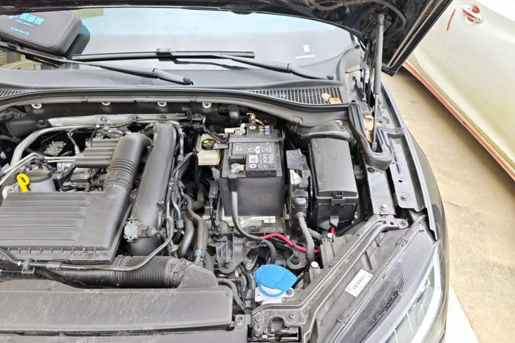 Used Skoda Superb 2025 TSI280 DSG Luxury Edition Engine Bay Left