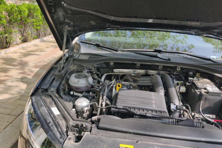 Used Skoda Superb 2025 TSI280 DSG Luxury Edition Engine Bay Right