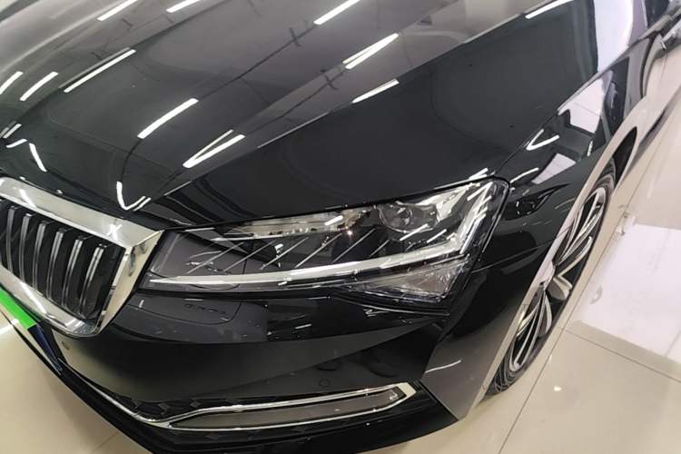Used Skoda Superb 2025 TSI280 DSG Luxury Edition Left Front Headlight