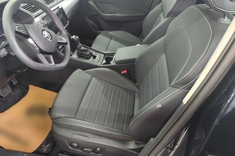 Used Skoda Superb 2025 TSI280 DSG Luxury Edition Left Front Seat