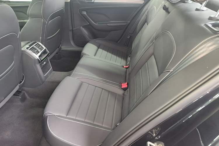 Used Skoda Superb 2025 TSI280 DSG Luxury Edition Left Rear Seat