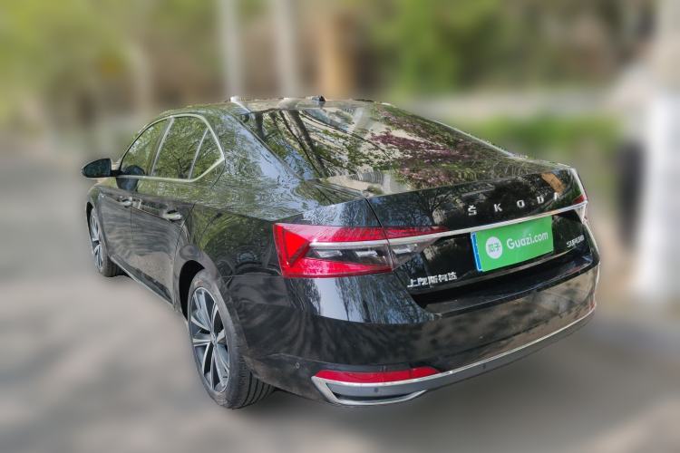 Used Skoda Superb 2025 TSI280 DSG Luxury Edition Rear Left 45 Deg