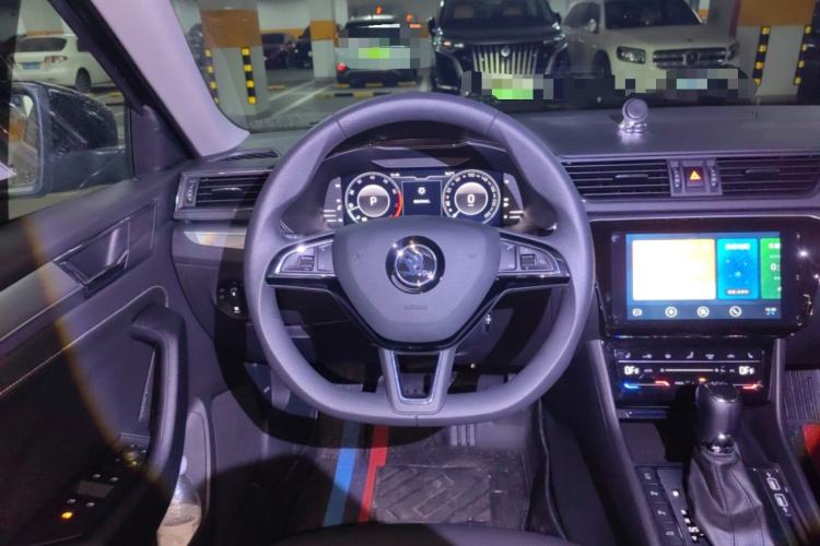 Used Skoda Superb 2025 TSI280 DSG Luxury Edition Steering Wheel