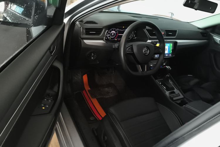 Used Skoda Superb 2025 TSI280 DSG Luxury Edition Driver Seat
