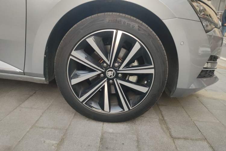 Used Skoda Superb 2025 TSI280 DSG Luxury Edition Exterior 7
