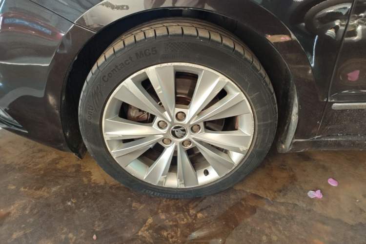 Used Skoda Superb Combi 2014 2.0 TSI Prestige Edition Exterior 4