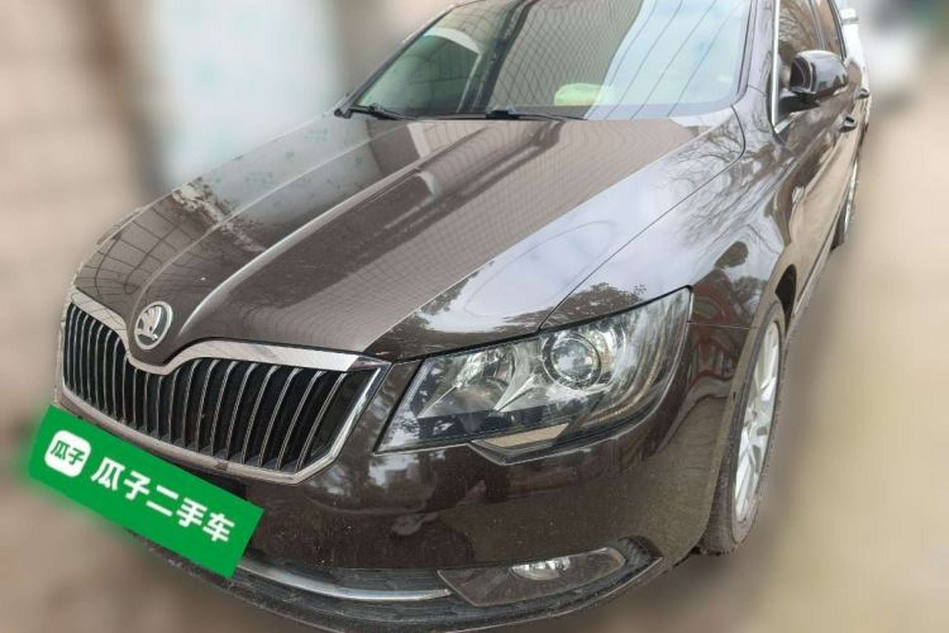 Used Skoda Superb Combi 2014 2.0 TSI L&K Limited Edition Front Left 45 Deg