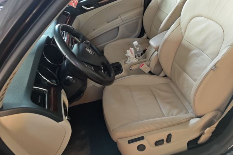 Used Skoda Superb Combi 2014 2.0 TSI Prestige Edition Left Front Seat