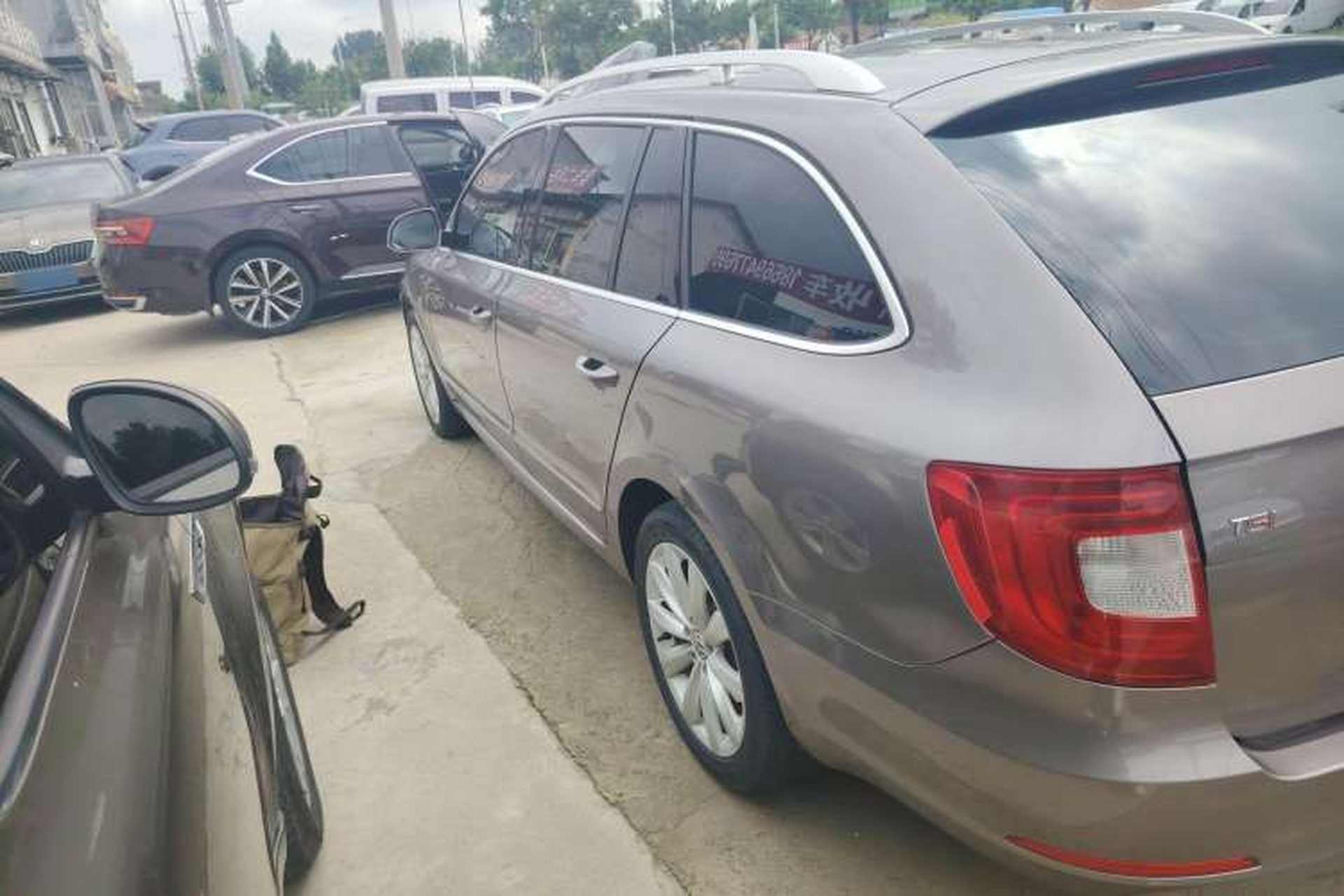 Used Skoda Superb Combi 2014 2.0 TSI Prestige Edition Left Side