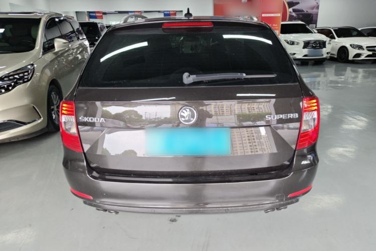 Used Skoda Superb Combi 2014 2.0 TSI L&K Limited Edition Rear