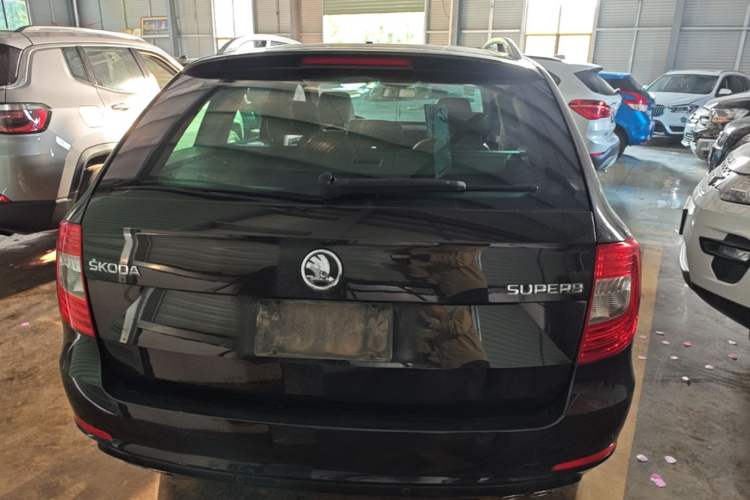 Used Skoda Superb Combi 2014 2.0 TSI Prestige Edition Rear