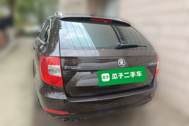 Used Skoda Superb Combi 2014 2.0 TSI L&K Limited Edition Rear