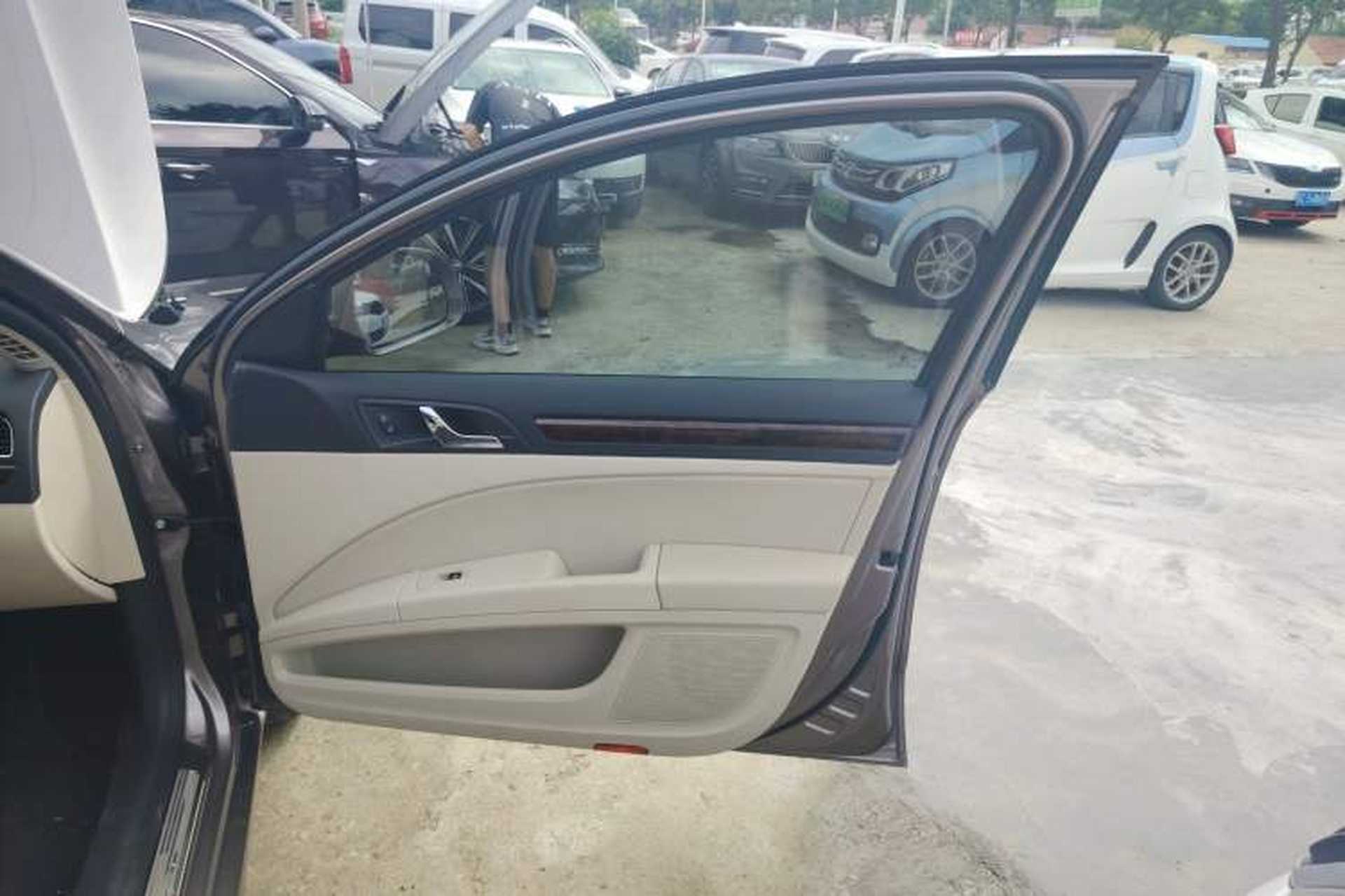 Used Skoda Superb Combi 2014 2.0 TSI Prestige Edition Right Front Door Interior