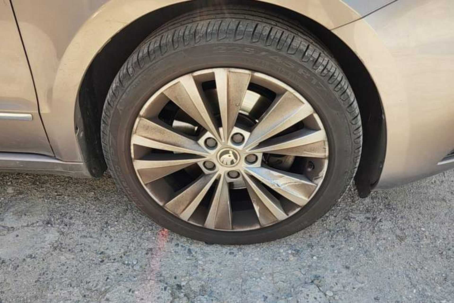 Used Skoda Superb Combi 2014 2.0 TSI Prestige Edition Right Front Wheel Hub