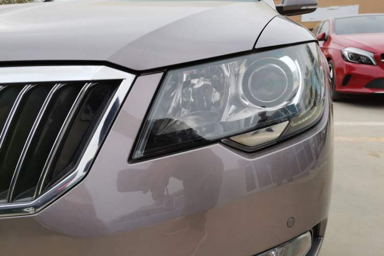 Used Skoda Superb Combi 2014 2.0 TSI Prestige Edition Left Front Headlight