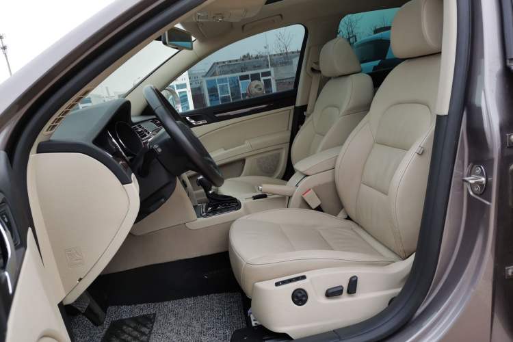 Used Skoda Superb Combi 2014 2.0 TSI Prestige Edition Left Front Seat
