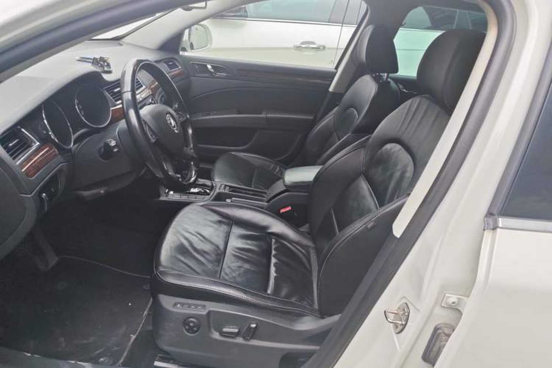 Used Skoda Superb Combi 2014 2.0 TSI Prestige Edition Left Front Seat