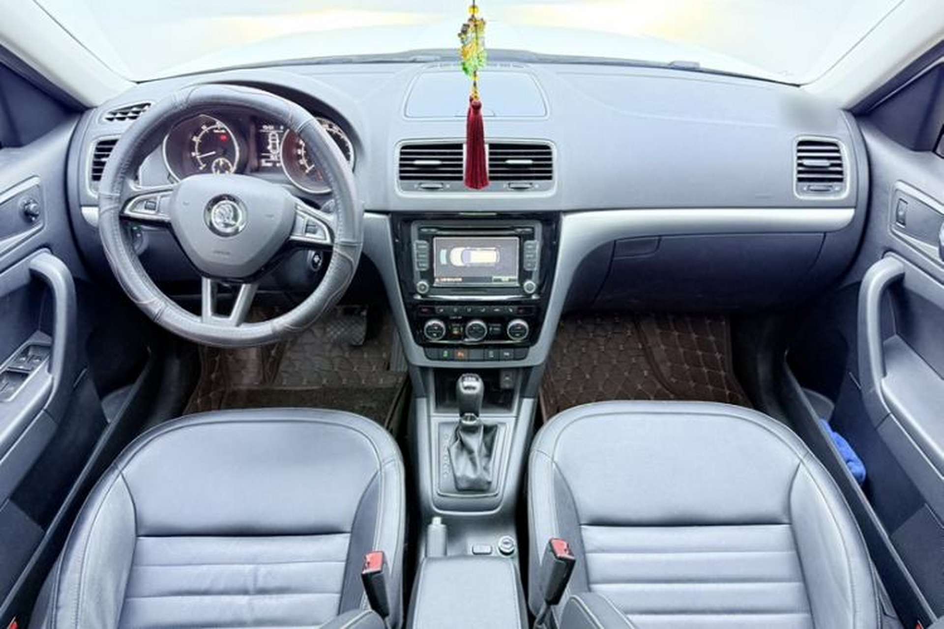 Used Skoda Yeti 2017 TSI280 DSG Prestige Edition Interior 1