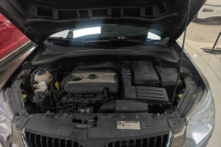 Used Skoda Yeti 2013 1.8T DSG Prestige Edition Engine Bay
