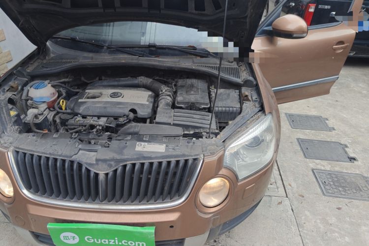 Used Skoda Yeti 2013 1.8T DSG Prestige Edition Engine Bay Left