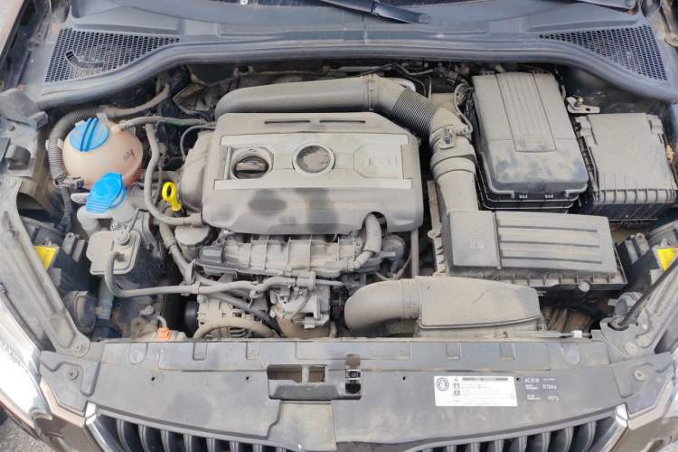 Used Skoda Yeti 2013 1.8T DSG Prestige Edition Engine Bay