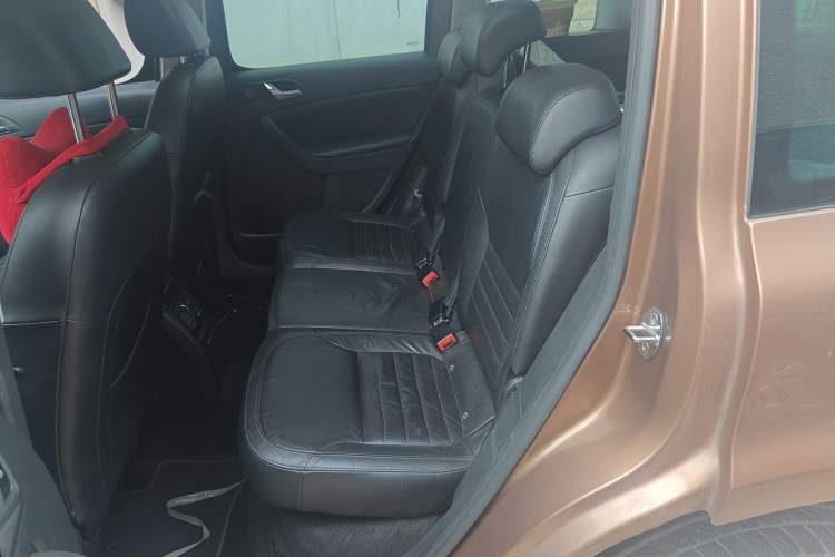 Used Skoda Yeti 2013 1.8T DSG Prestige Edition Left Rear Seat