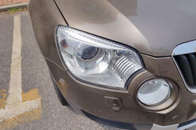 Used Skoda Yeti 2013 1.8T DSG Prestige Edition Right Front Headlight