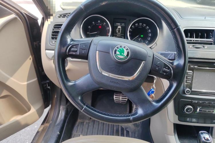 Used Skoda Yeti 2013 1.8T DSG Prestige Edition Steering Wheel