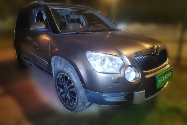 Used Skoda Yeti 2013 1.8T DSG Prestige Edition Front Right 45 Deg