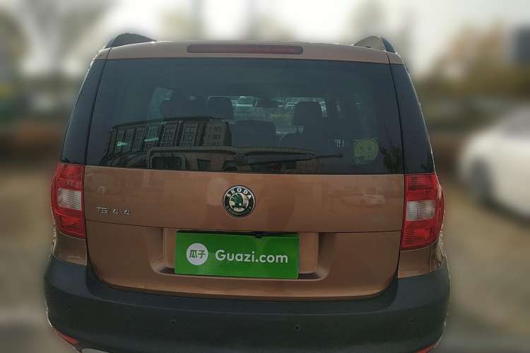 Used Skoda Yeti 2013 1.8T DSG Luxury Edition Rear