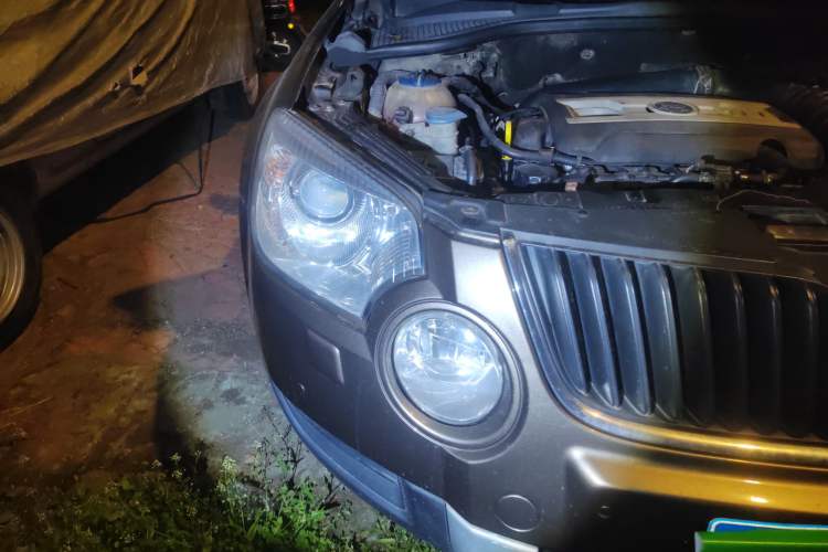 Used Skoda Yeti 2013 1.8T DSG Prestige Edition Right Front Headlight