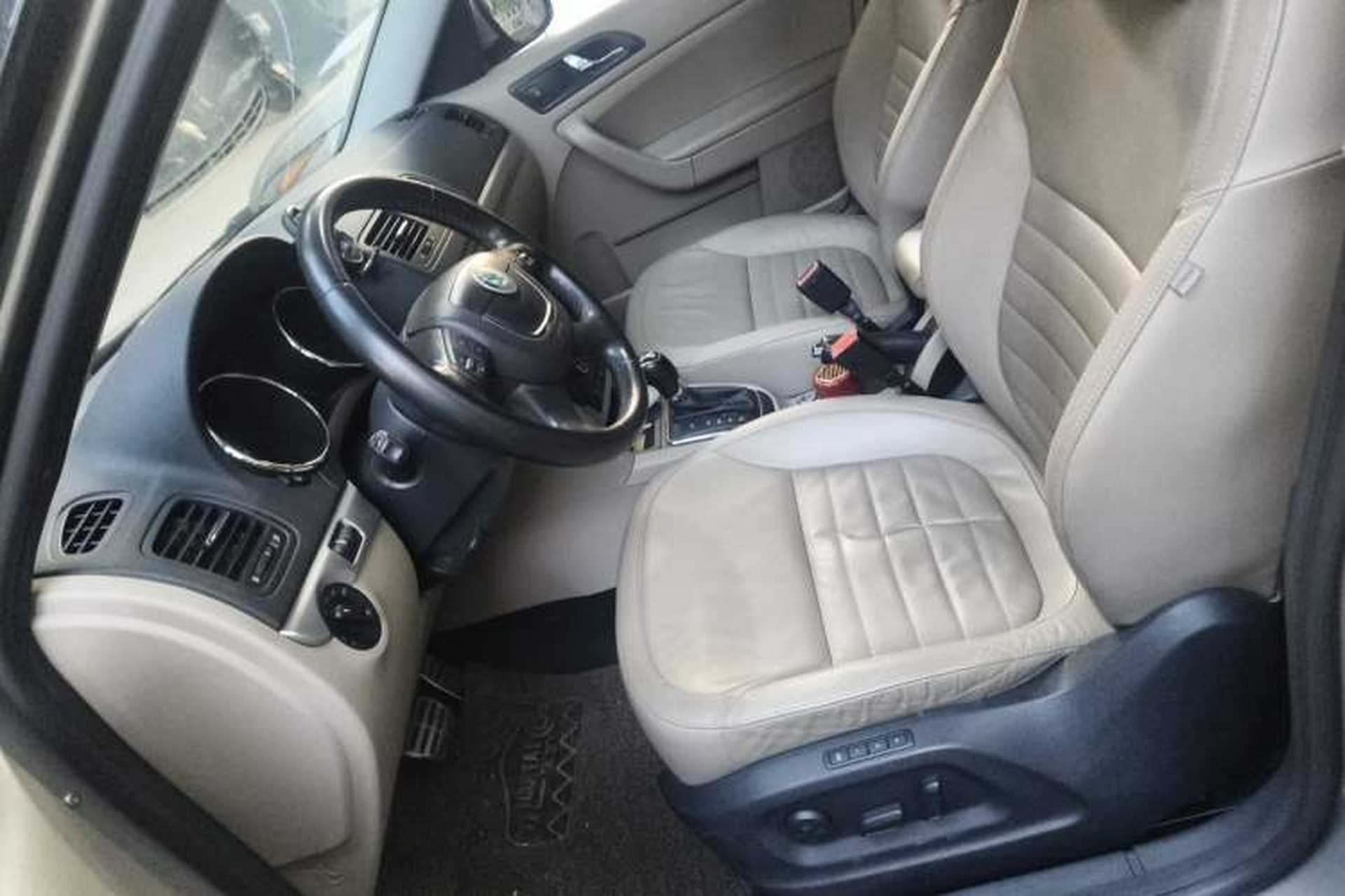 Used Skoda Yeti 2013 1.8T DSG Prestige Edition Left Front Seat