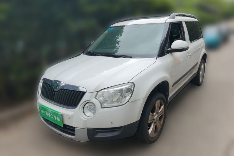 Used Skoda Yeti 2013 1.8T DSG Luxury Edition Guazi used car, China used car export, Used car for sale, Used Skoda cars, Cheapest cars for sale