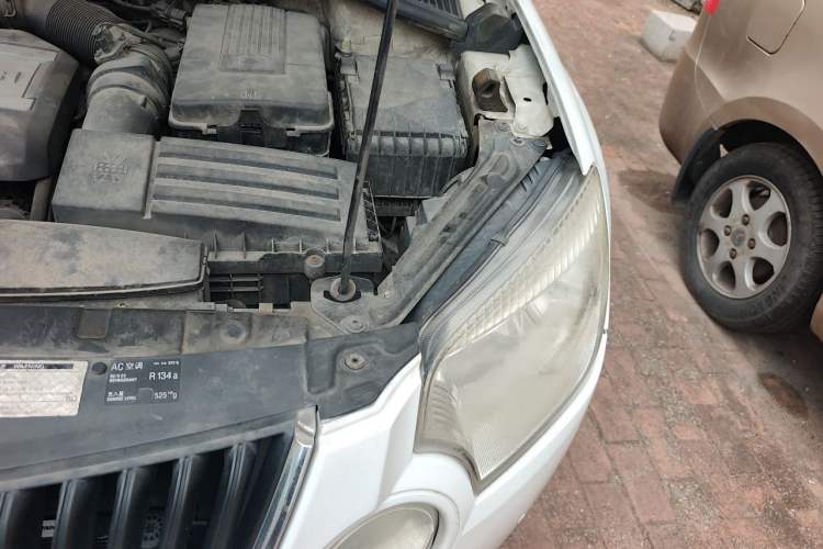 Used Skoda Yeti 2013 1.8T DSG Luxury Edition Engine Bay Left