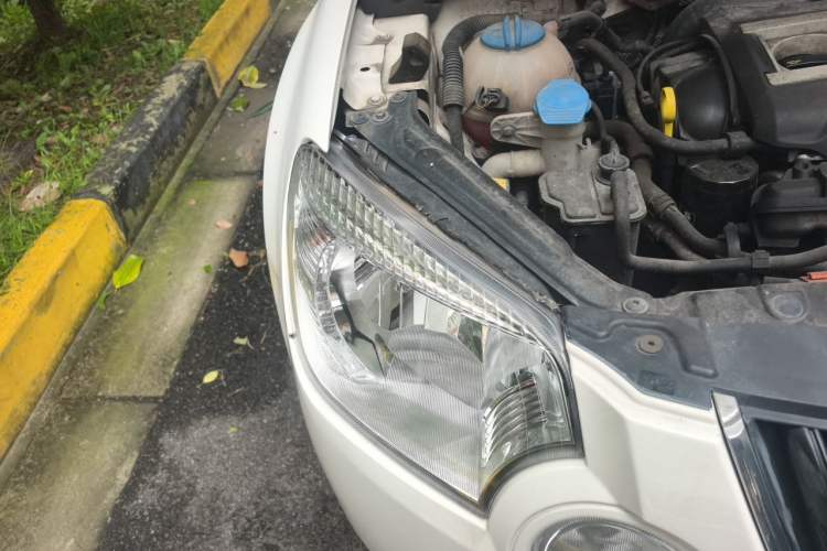 Used Skoda Yeti 2013 1.8T DSG Luxury Edition Engine Bay Right