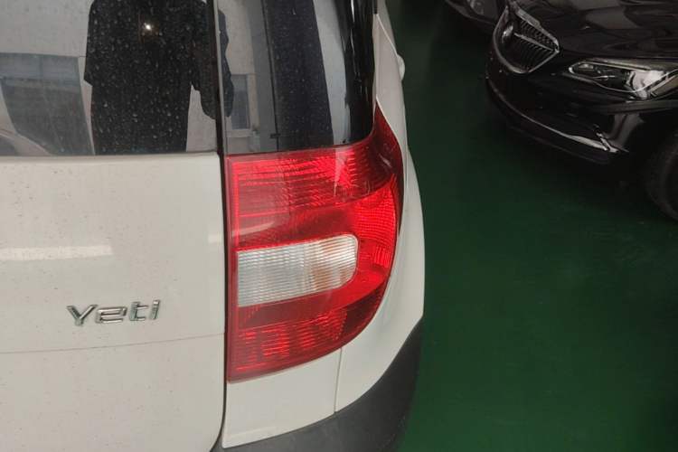 Used Skoda Yeti 2013 1.8T DSG Prestige Edition Exterior 3