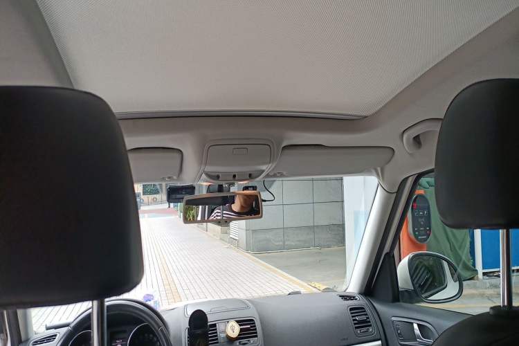 Used Skoda Yeti 2013 1.8T DSG Luxury Edition Headliner