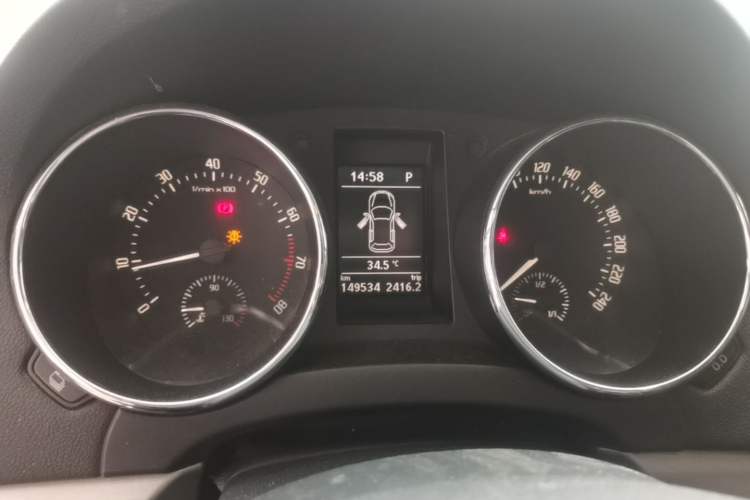 Used Skoda Yeti 2013 1.8T DSG Luxury Edition Instrument Cluster